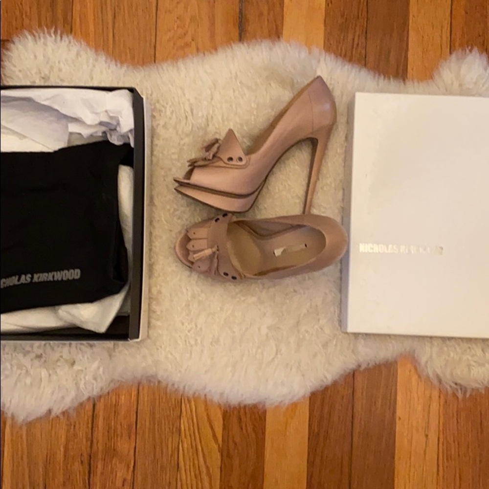 Nicholas Kirkwood Beige Tassel Heels - Picture 4 of 7